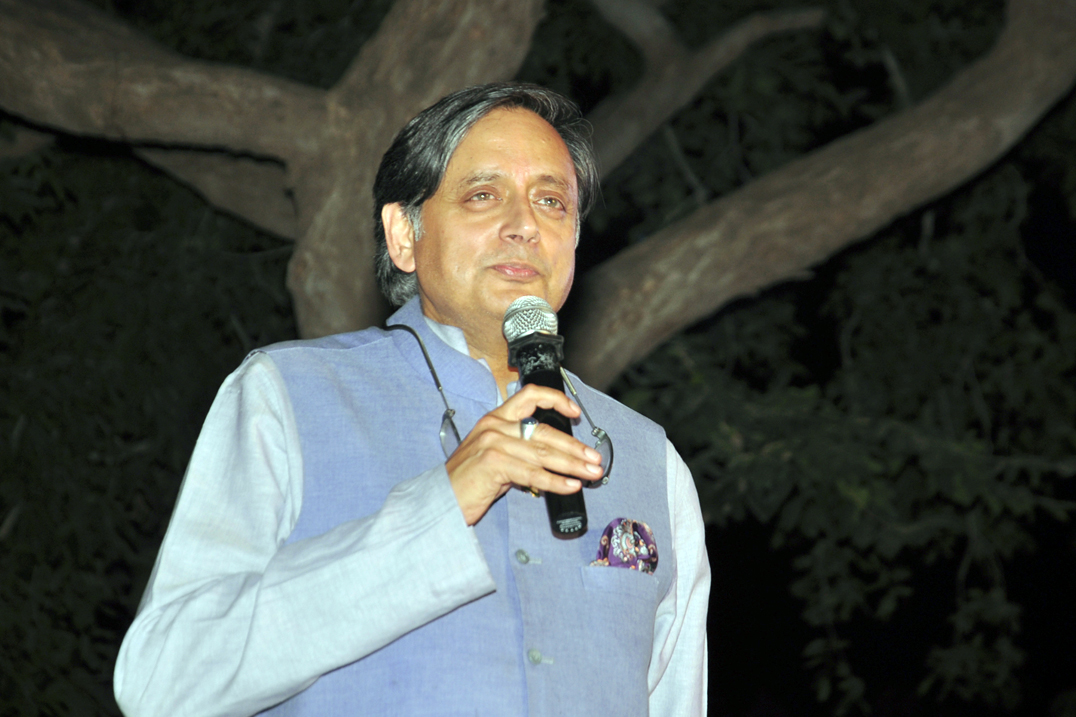 Dr. Tharoor interacting with audience